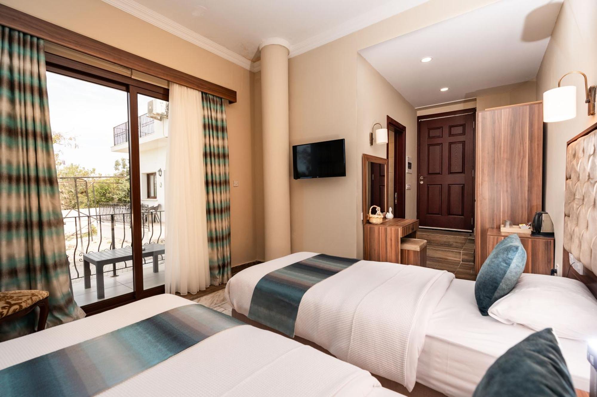 Meryem'S Hotel Agios Epiktitos Eksteriør bilde